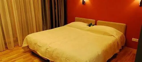 & Zakrzowek 4* Kraków