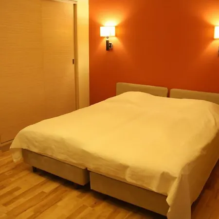 & Zakrzowek 4* Krasków