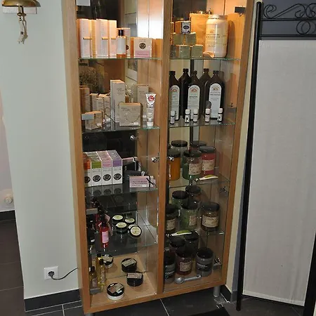 Hotel apartamentowy & Zakrzowek 4*