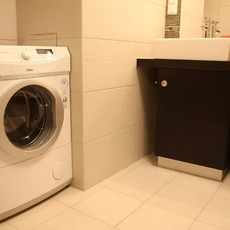 & Zakrzowek 아파트호텔 크라쿠프