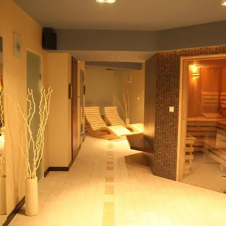 & Zakrzowek Aparthotel