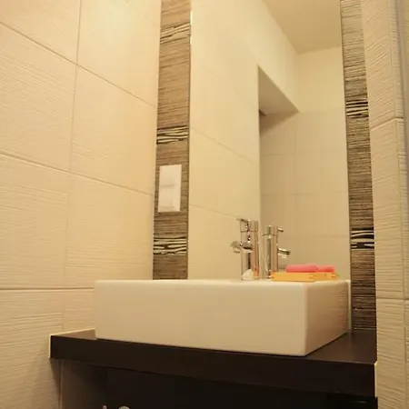 & Zakrzowek Aparthotel Krakov